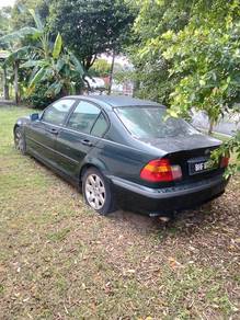 BMW 318i 18i (CKD) in Petaling Jaya, SGR