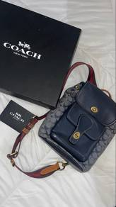 pre-loved Coach Sling Bag