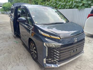 Toyota Voxy S-Z in Subang Jaya, SGR