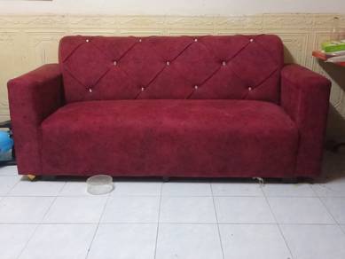 sofa terpakai untuk dijual