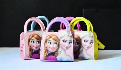 Frozen Anna Elsa HandBag / Slingbag