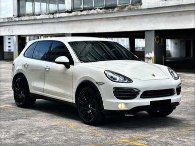 2011 Porsche Cayenne S S
