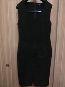 UsedCondtn1010StretchableElegantBlackSleevelssDRES