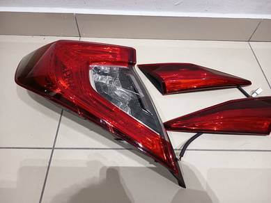 Lampu belakang Civic FC