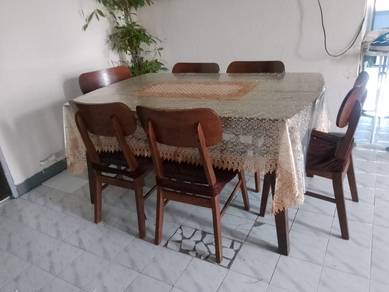 meja makan