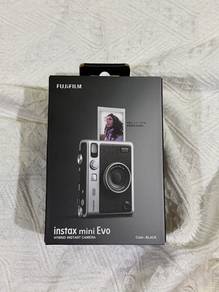 Fujifilm Instax Mini EVO
