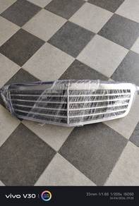 Front grill Merc Benz W212