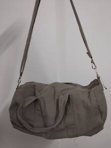 Duffle bag /Travel bag / Slingbag