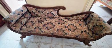 Classic Teak Daybed Sofa with Rose Abstract