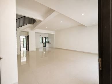 3-storey Terraced House For Sale in Setia Alam,SGR