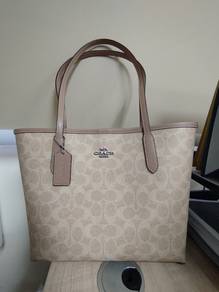 pre 💕 coach city tote 