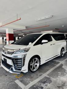 Toyota Vellfire ZG in Kuching, SWK