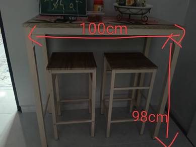 set table bar