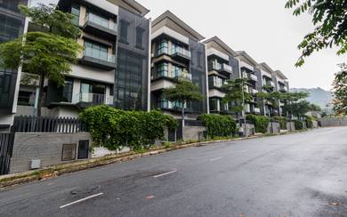 Link Bungalow For Sale in Mont Kiara,KUL