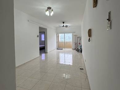 Condominium For Sale in Ketumbar Hill