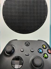 Xbox s 516gb with 2controller (no box)