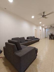 Room in Miri, SWK