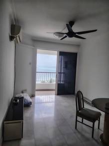 Condominium For Rent in Desa Mar Vista