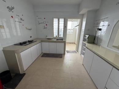 Condominium For Rent in Vista Komanwel