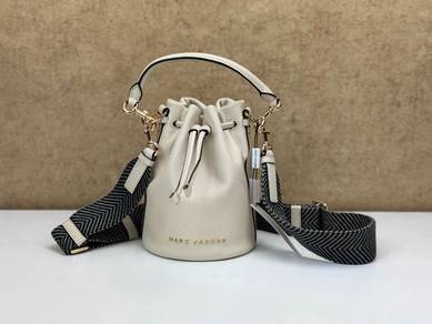 Marc Jacobs 4R3HCR01302 Bucket Bag