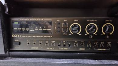 karaoke amplifier and speakers