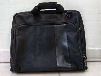 Thinkpad Laptop bag
