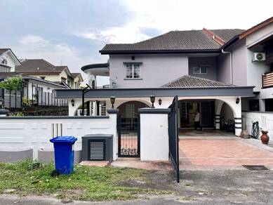 Semi-Detached House For Sale in Shah Alam,SGR