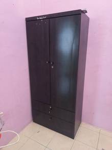 Almari 2 pintu