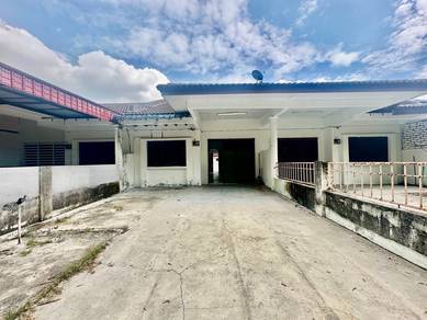 Terraced House For Sale in Chemor,PRK