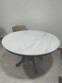 Round Ipoh Marble Dining Table