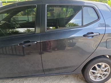Perodua Axia G in Kuantan, PHG
