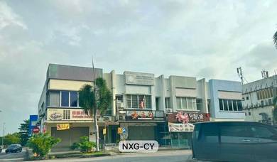 Shop lot For Sale in Bandar Botanic,SGR
