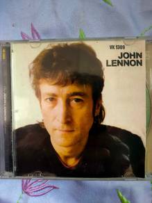 CD Kept fr years #JohnLennonGreatestHits#22tracks