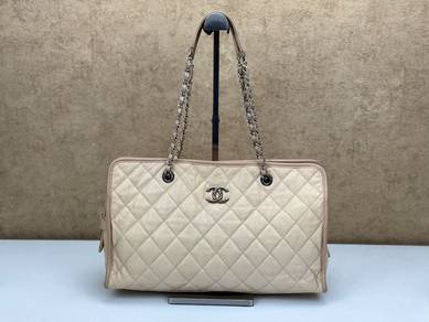Chanel A66806 French Riviera Zip Shopping Tote