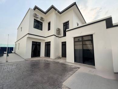 Cluster House For Sale in Iskandar Puteri,JHR