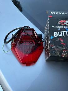 lampu belakang pnp y15