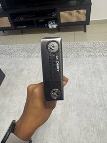 Mizuno putter O MOI
