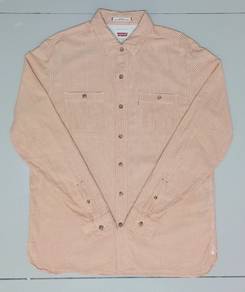 kemeja lengan panjang Levis