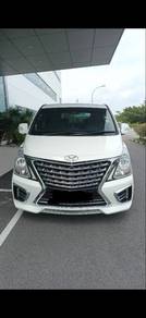Hyundai Grand Starex ROYALE in Georgetown, PNG