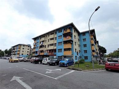 Apartment For Sale in Flat PKNS Seksyen 20