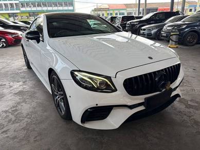 Mercedes Benz E300 300 COUPE AMG LINE in Johor Bahru, JHR