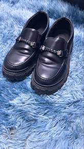 Kasut Loafer Hitam (Good Condition)