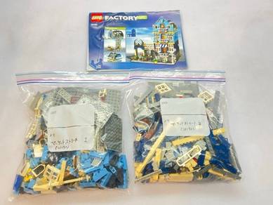 LEGO 10190 Market Street (Assembled)