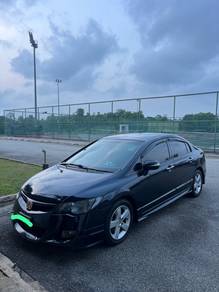 Honda Civic i-VTEC in Kuantan, PHG