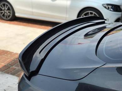 Mustang GT350 ST Type Rear Spoiler Gloss Black