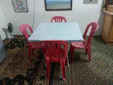 Naufal perabut terpakai kerusi meja