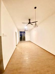 Condominium For Rent in Lakefront Homes @ Cyberjaya