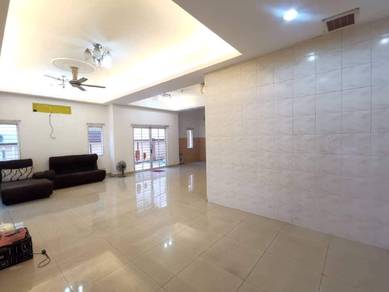 Semi-Detached House For Sale in Sungai Buloh,SGR
