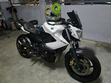 Yamaha XJ6