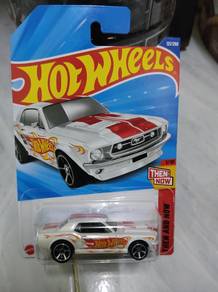 Hotwheels 67 Ford Mustang Coupe